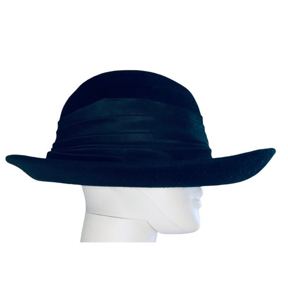 VINTAGE VIV KNOWLAND HATS WOMEN\'S BLACK 100% FUR FELT HAT main image 4